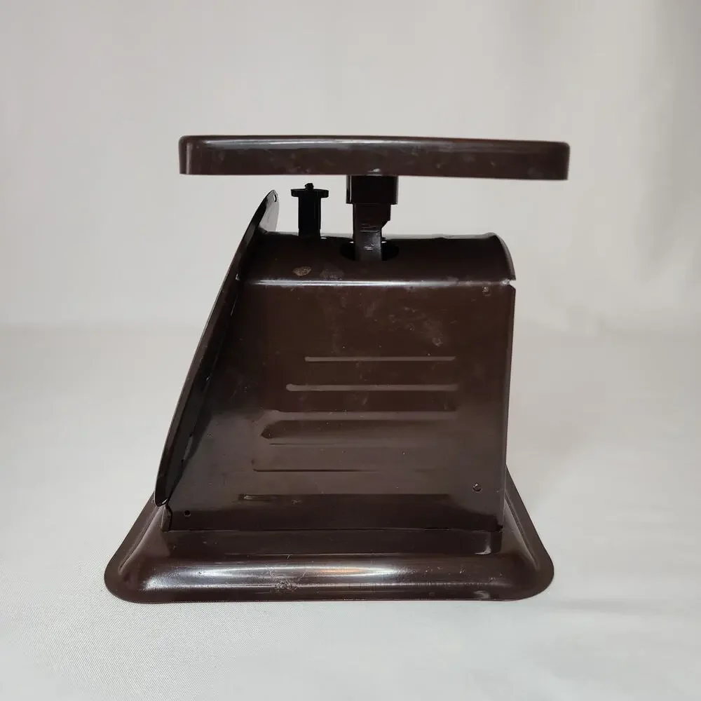 Vintage American Family Scale – Metal – Brown – Fully Functional
